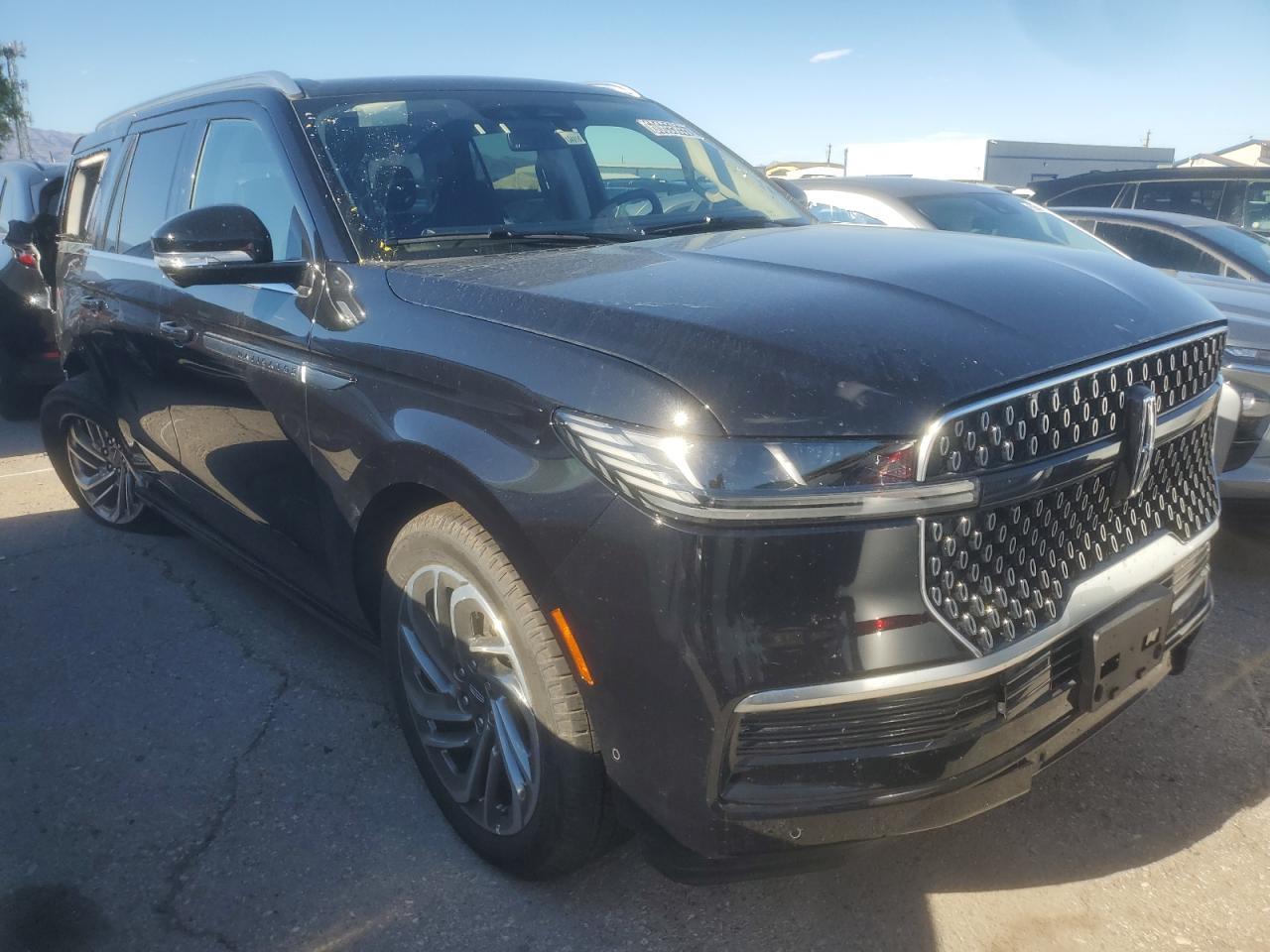 2025 Lincoln Navigator Reserve - Фото 4