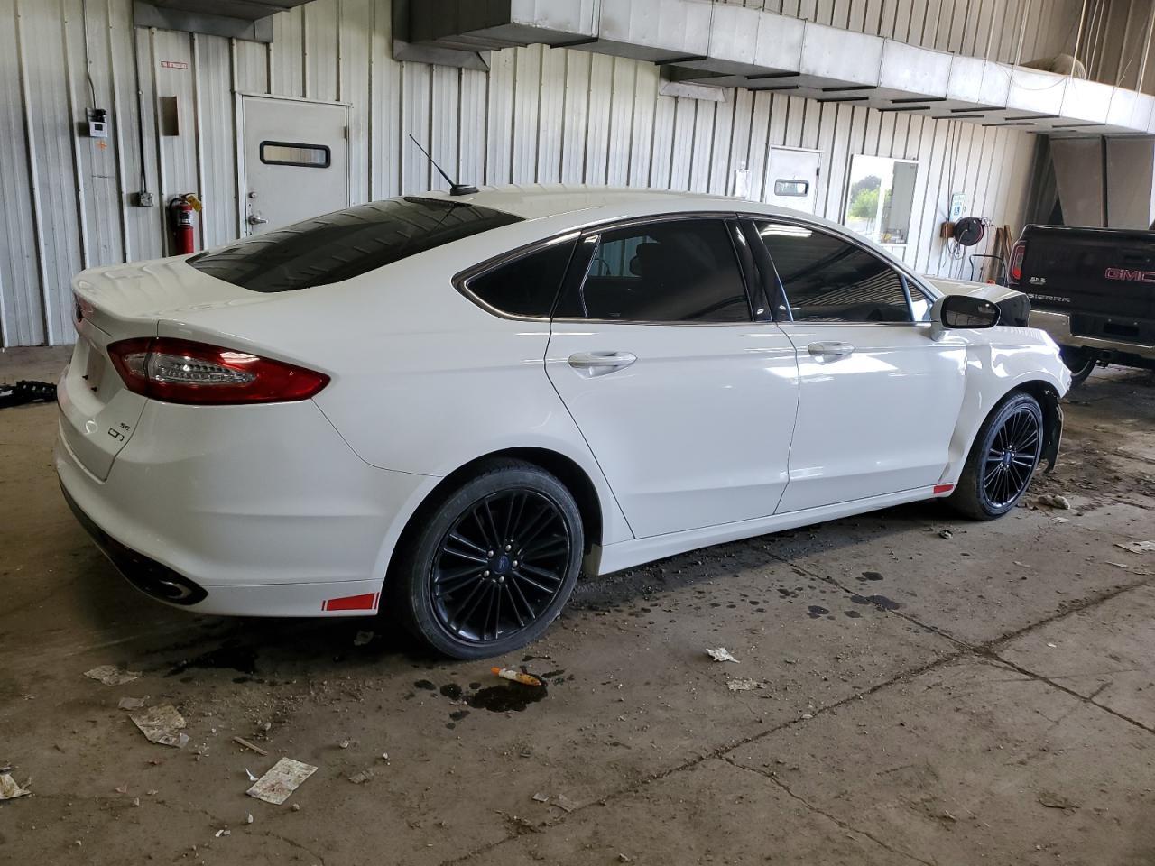 2013 Ford Fusion Se - Фото 3