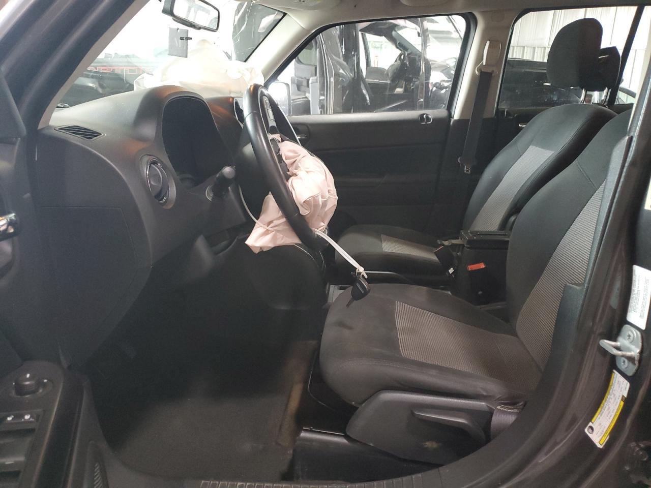 2014 Jeep Patriot Latitude - Фото 7