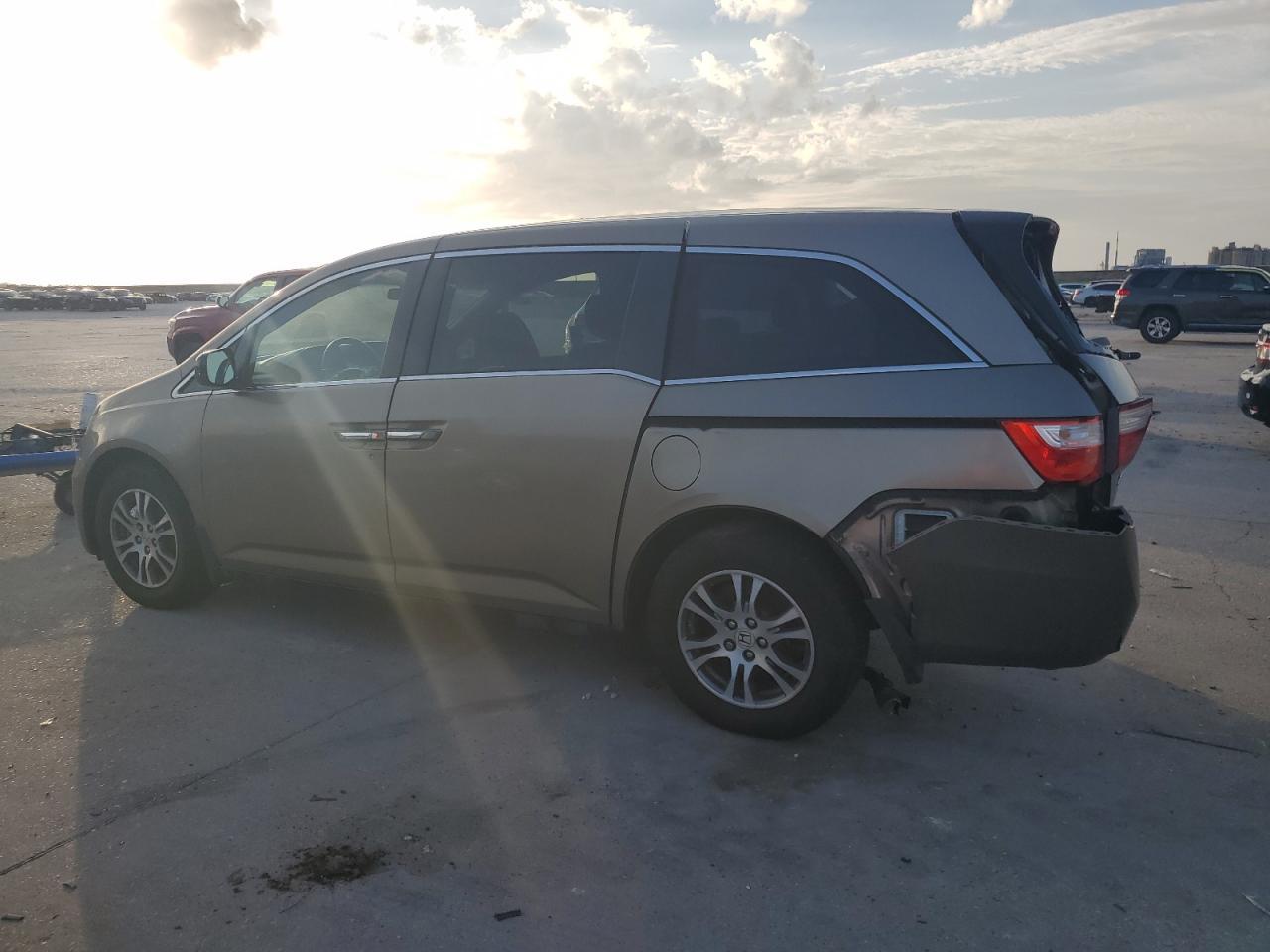 2011 Hond Odyssey Ex - Image 3