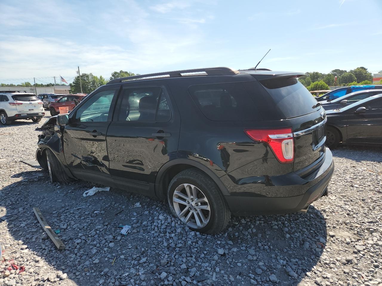 2014 Ford Explorer - Фото 2