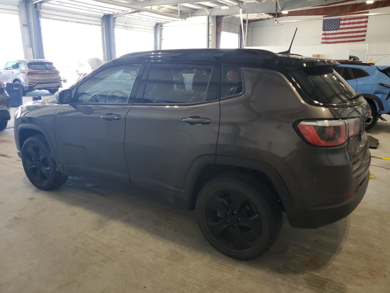 2019 Jeep Compass Latitude - Image 2