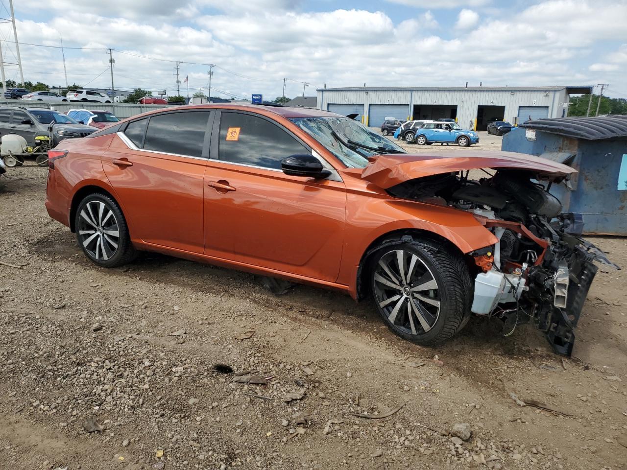 2020 Nissan Altima Sr - Фото 4