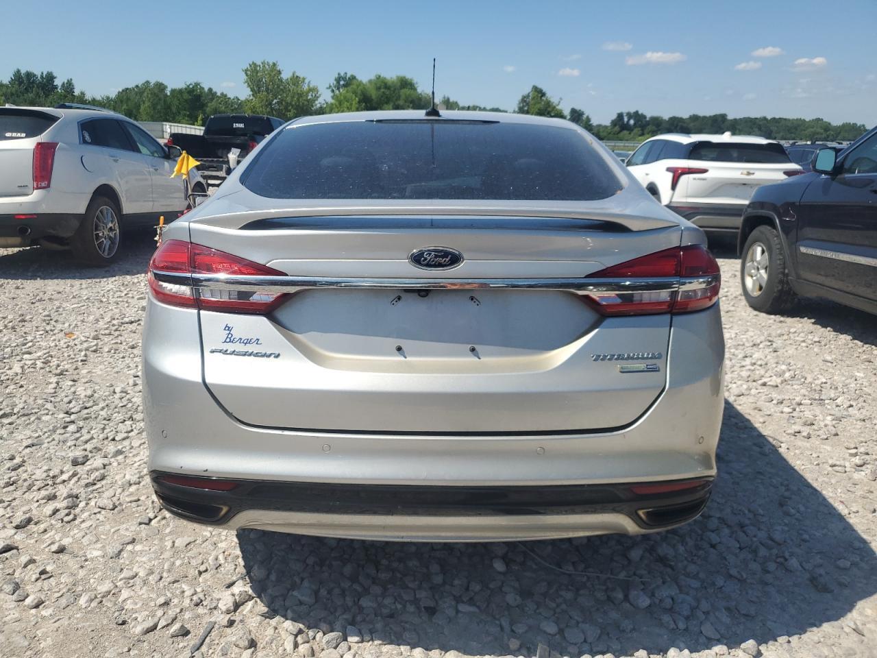 2018 Ford Fusion Titanium/Platinum - Image 6