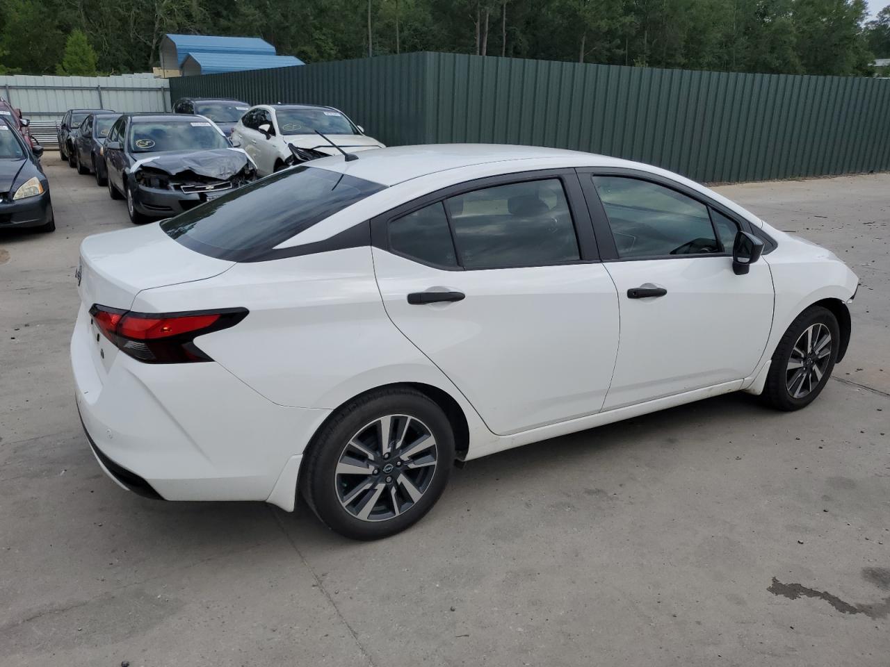 2024 Nissan Versa S - Фото 3