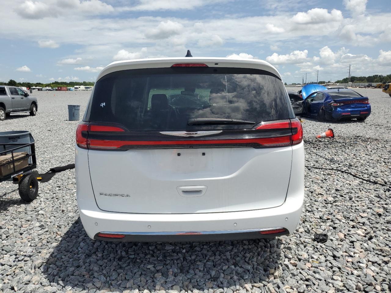 2024 Chrysler Pacifica Touring L - Фото 6