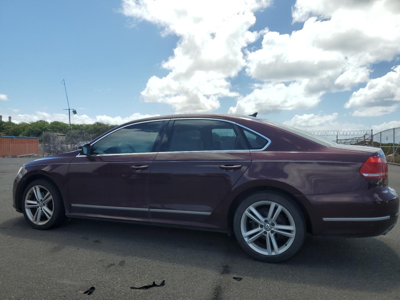 2013 Volkswagen Passat Sel - Фото 2