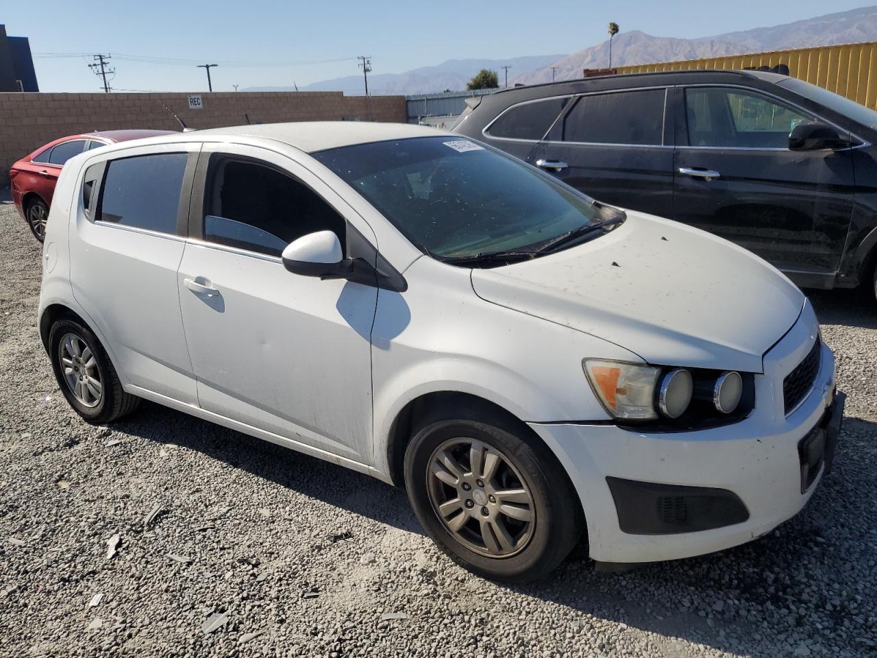 2013 Chevrolet Sonic Lt - Фото 4