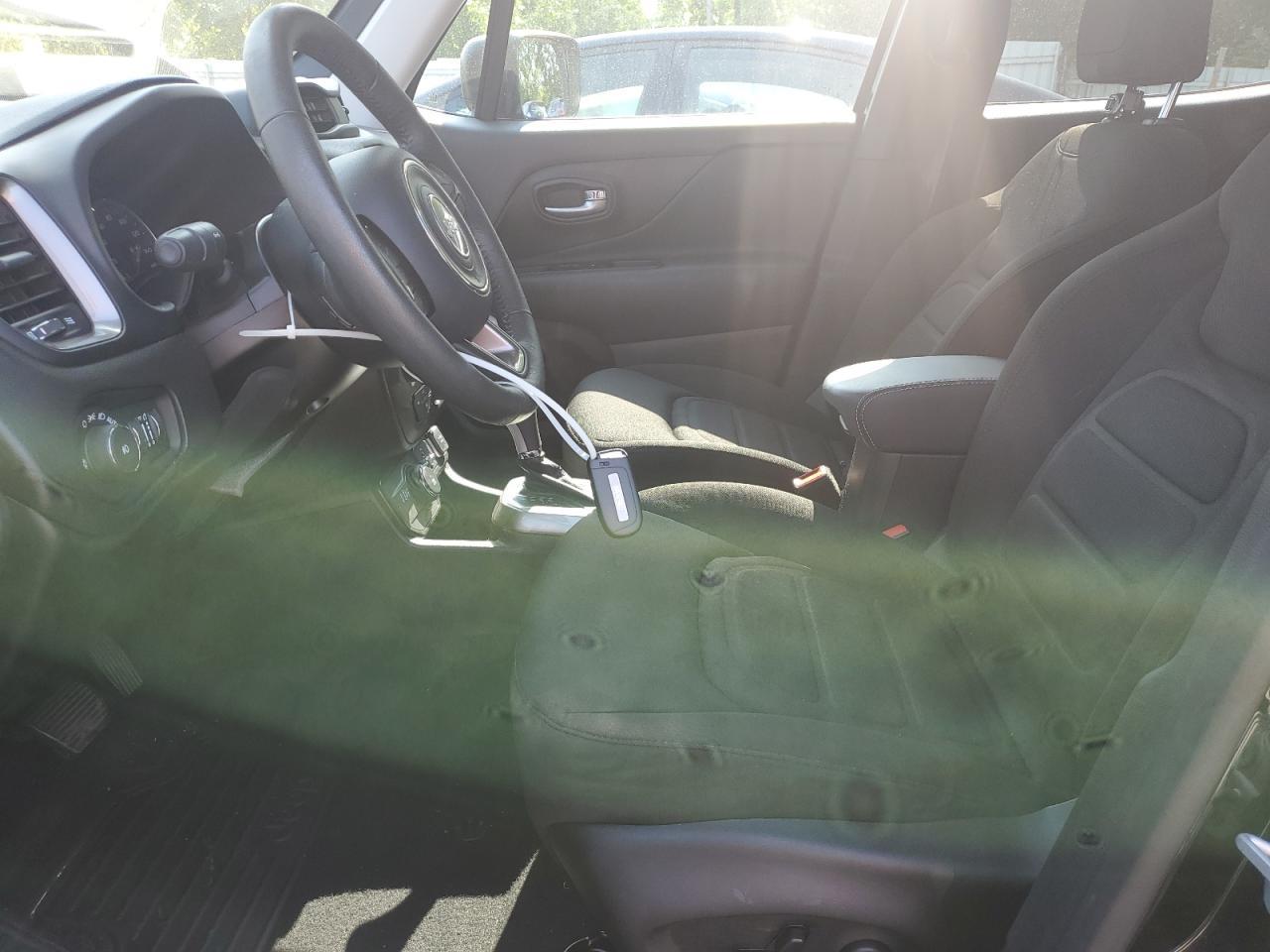 2022 Jeep Renegade Latitude - Фото 7