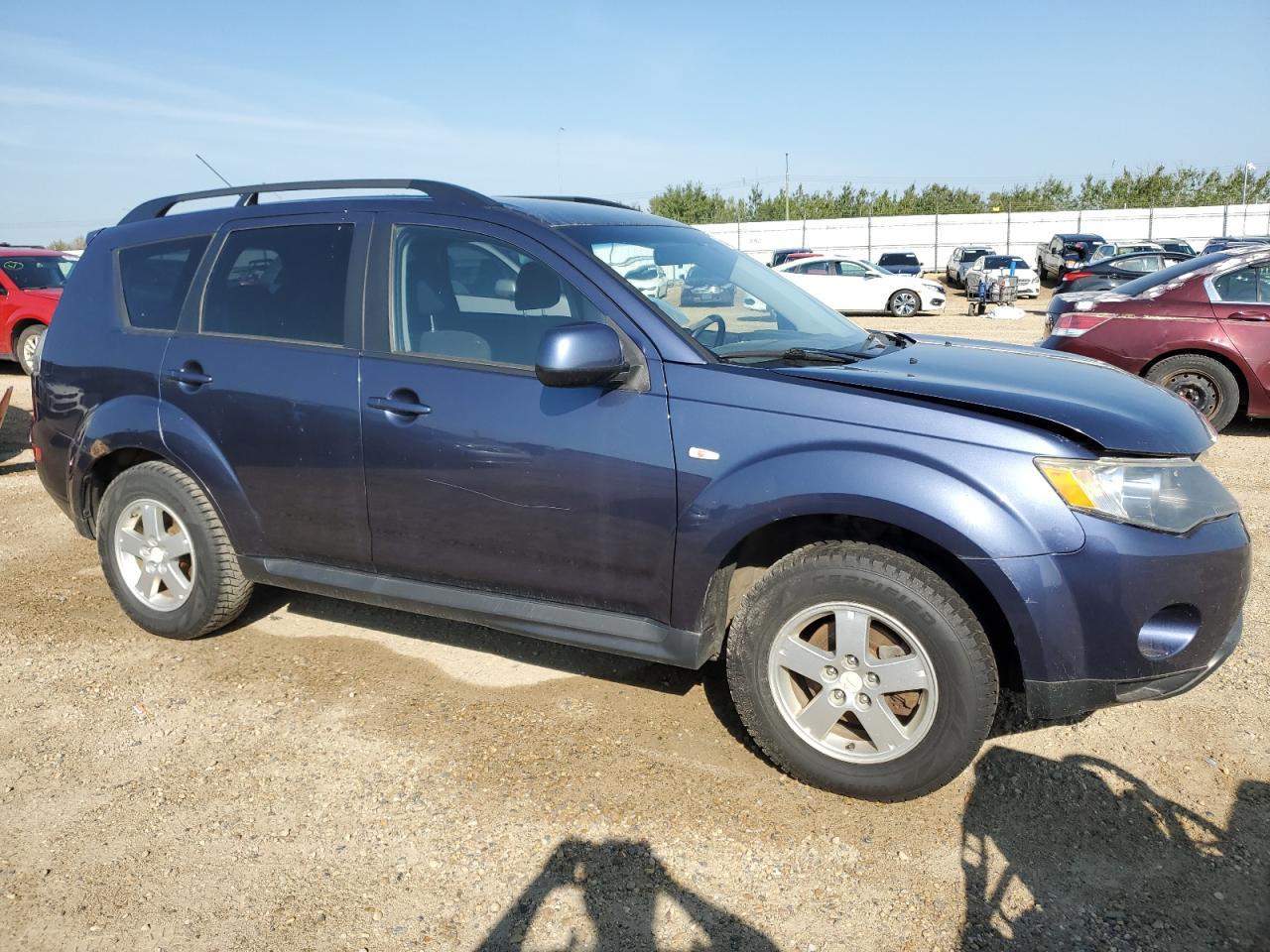 2009 Mitsubishi Outlander Es - Image 4