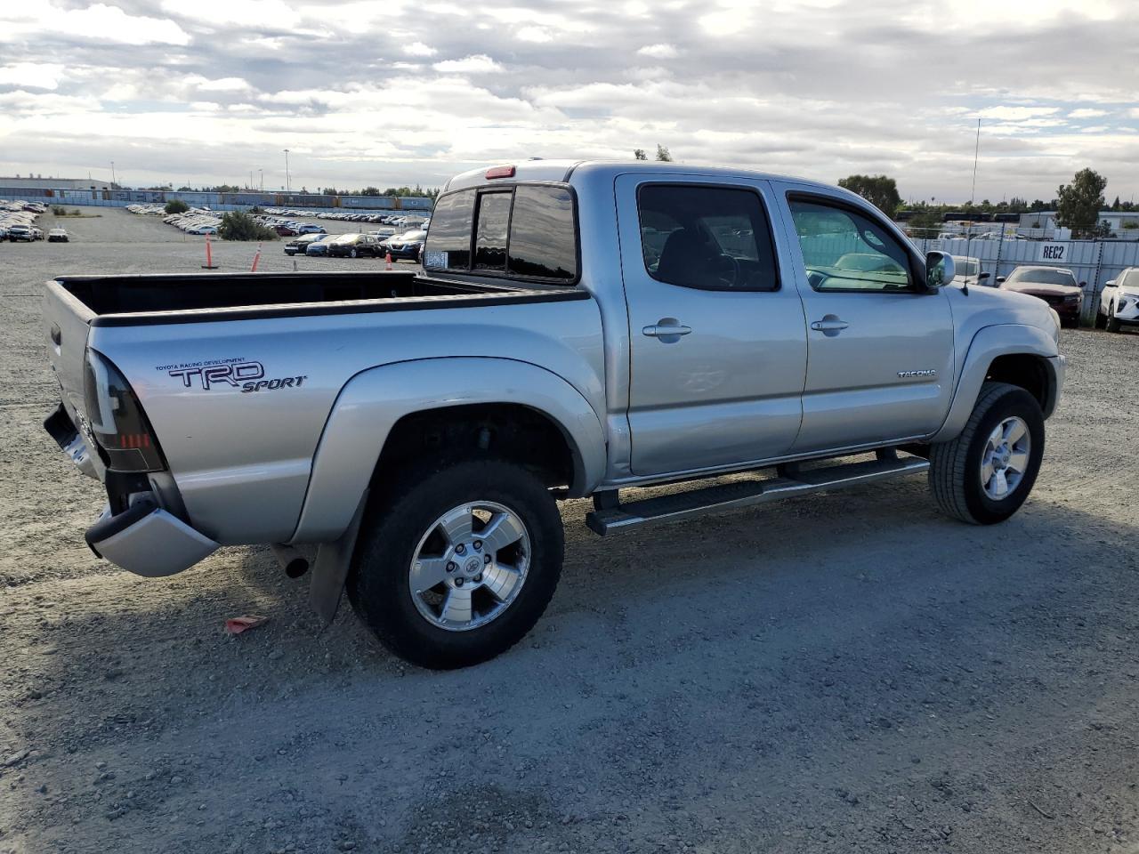 2009 Toyota Tacoma Double Cab Prerunner - Фото 3