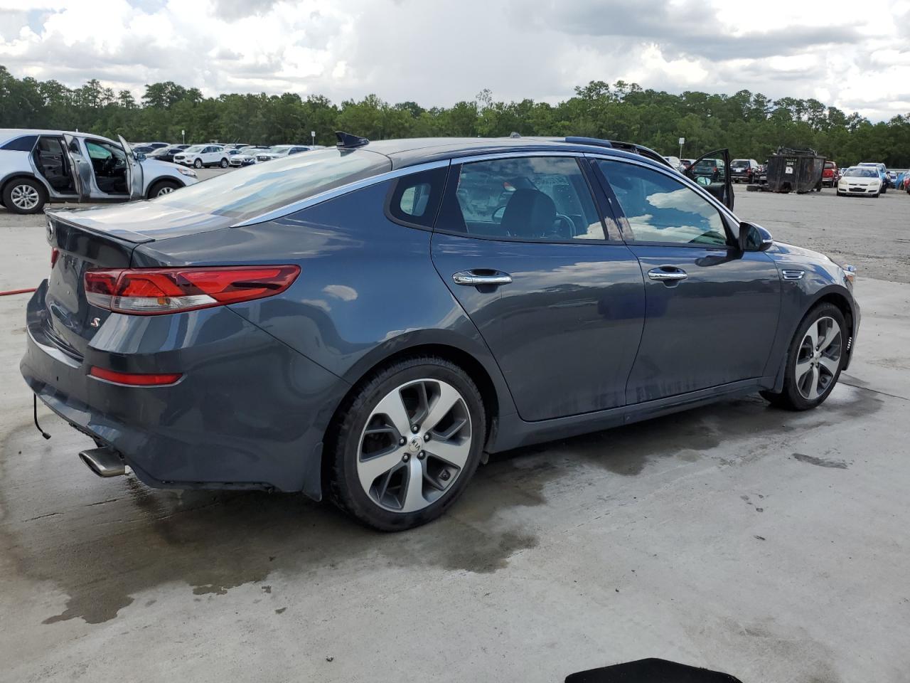 2020 Kia Optima Lx - Image 3
