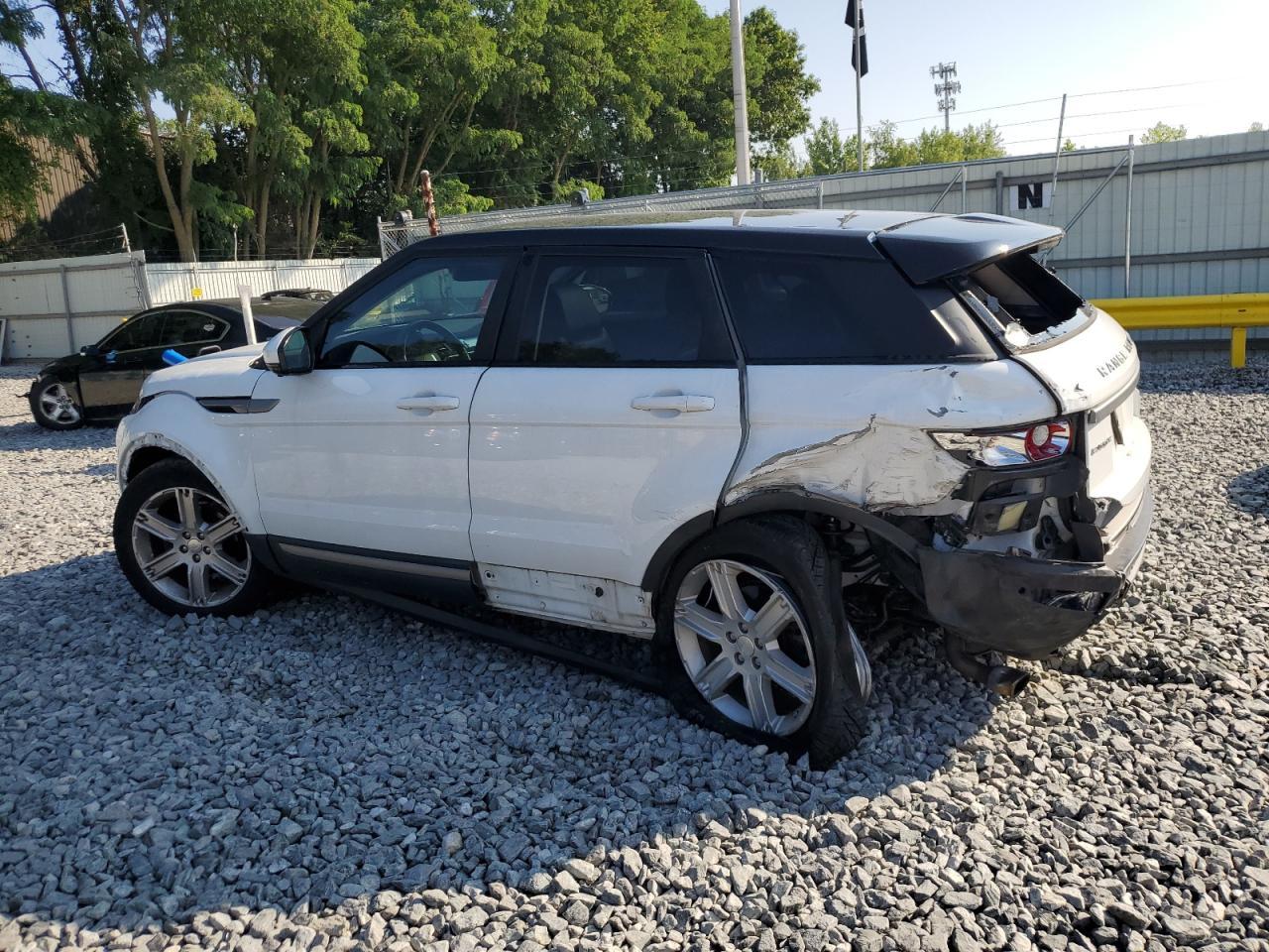 2014 Land Rover Range Rover Evoque Pure Premium - Фото 2