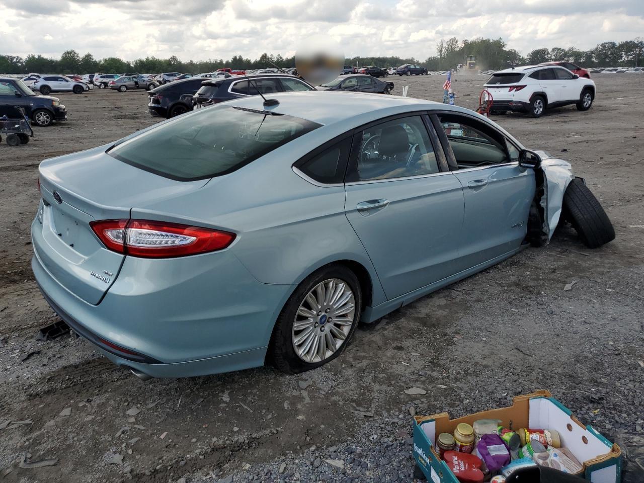 2013 Ford Fusion Se Hybrid - Image 3