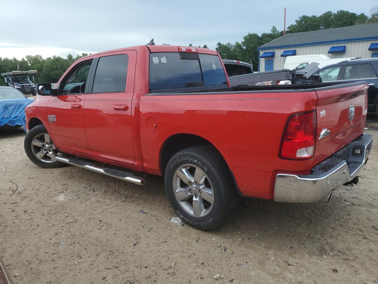 2019 Ram 1500 Classic Slt - Фото 2