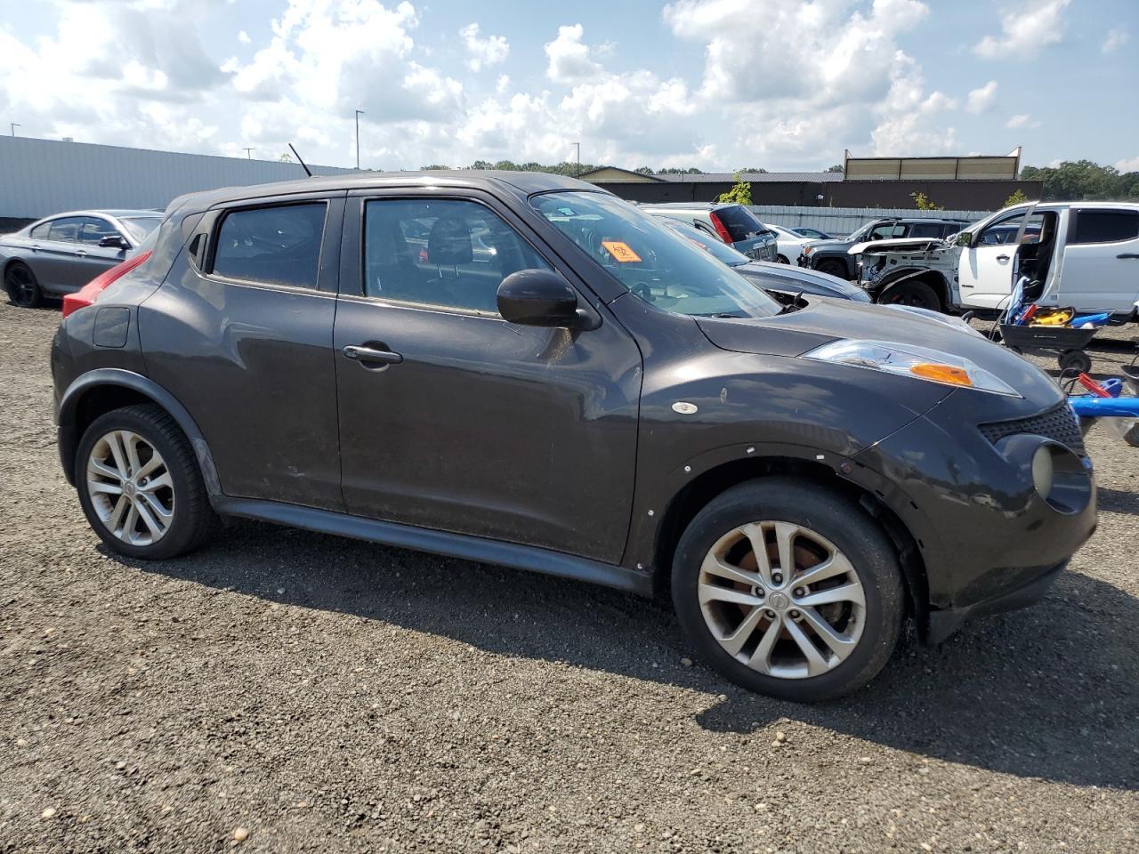 2011 Nissan Juke S - Фото 4