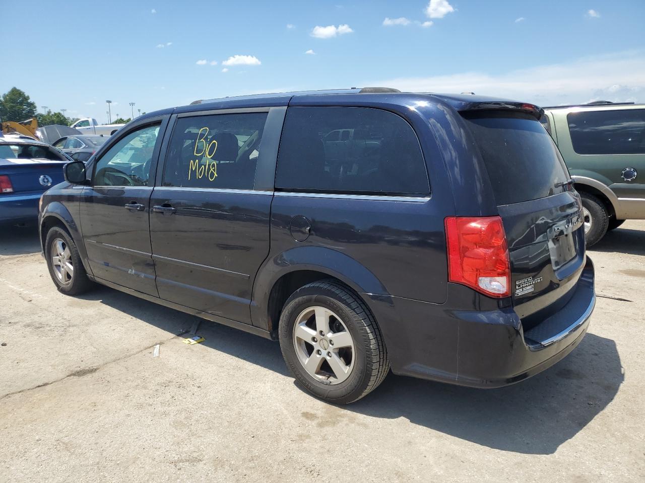 2011 Dodge Grand Caravan Crew - Фото 2