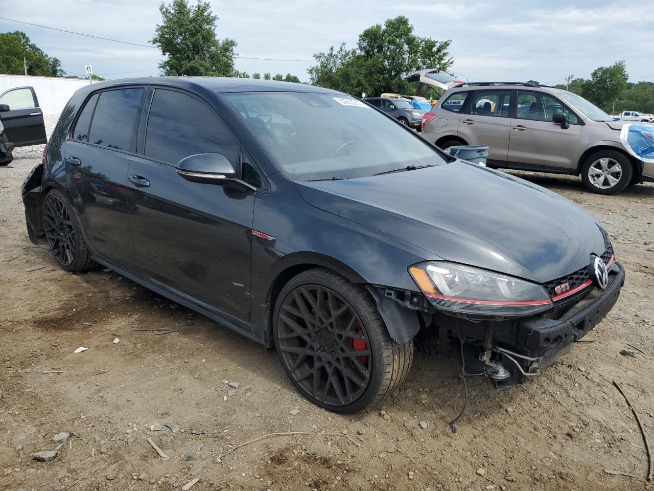 2016 Volkswagen Gti S/Se - Image 4