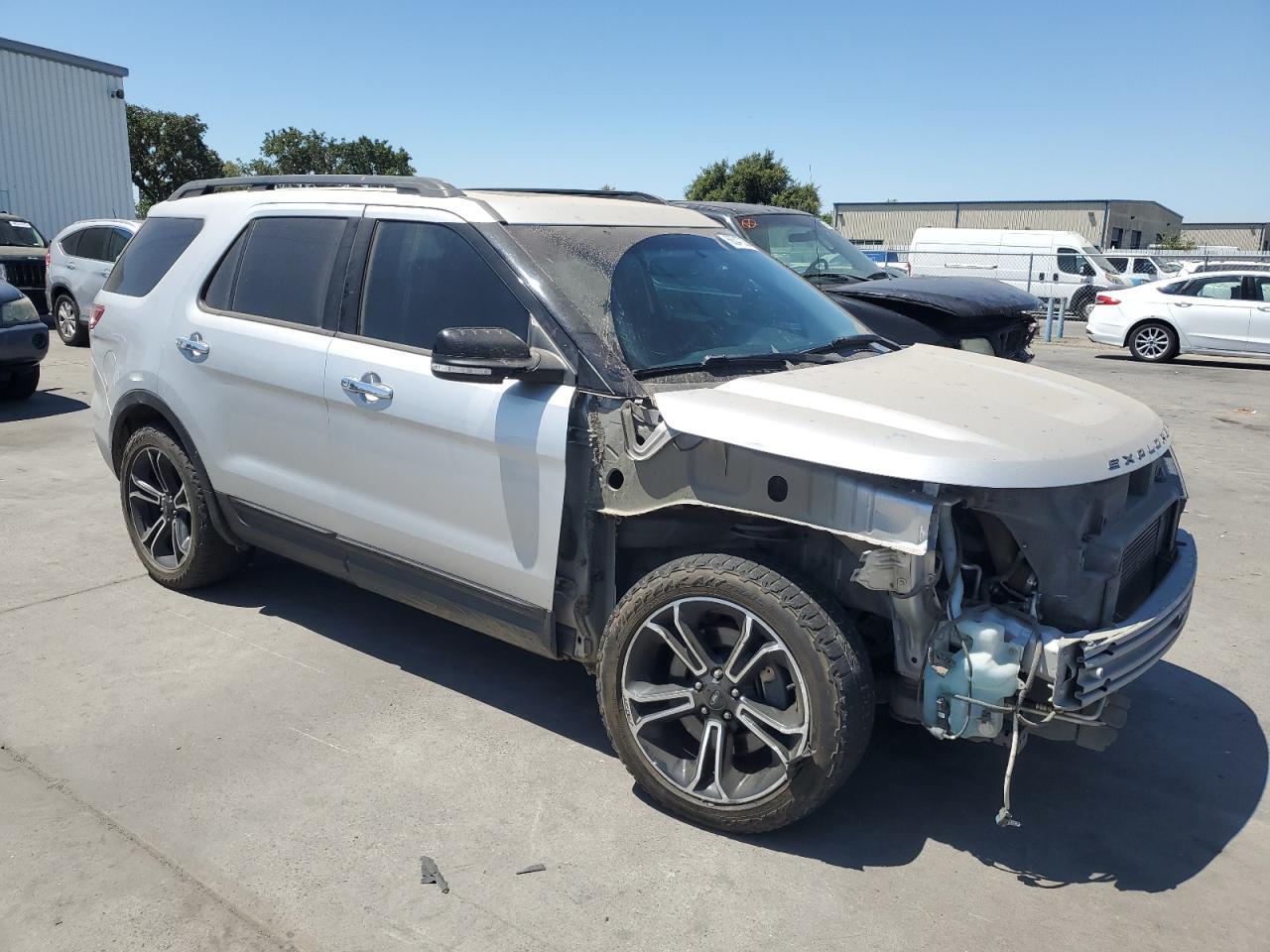 2014 Ford Explorer Sport - Image 4