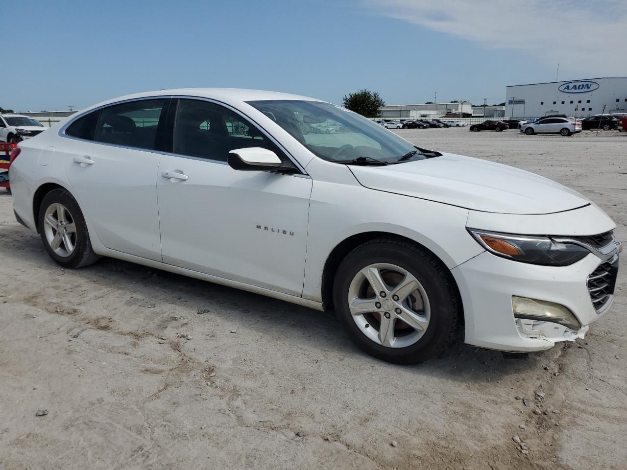 2021 Chevrolet Malibu Ls - Фото 4