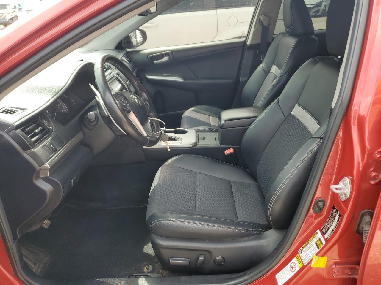 2012 Toyota Camry Base - Фото 7