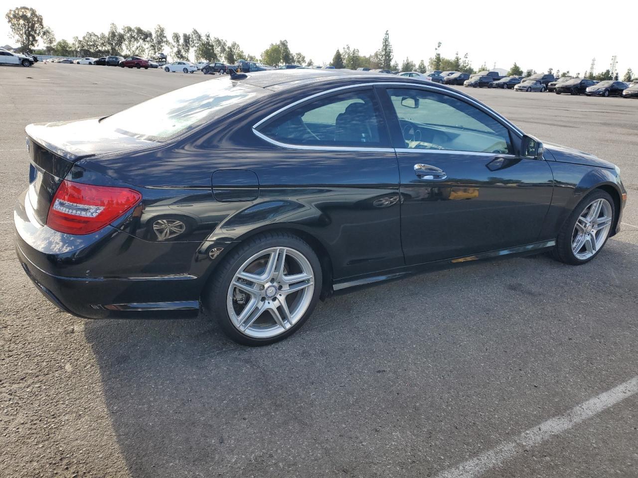 2014 Mercedes-Benz C 250 - Фото 3
