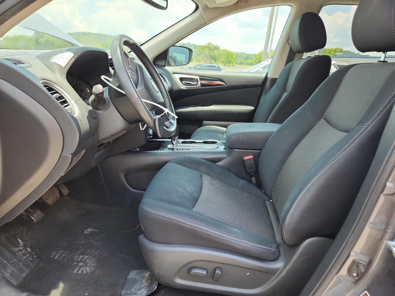 2017 Nissan Pathfinder S - Фото 7