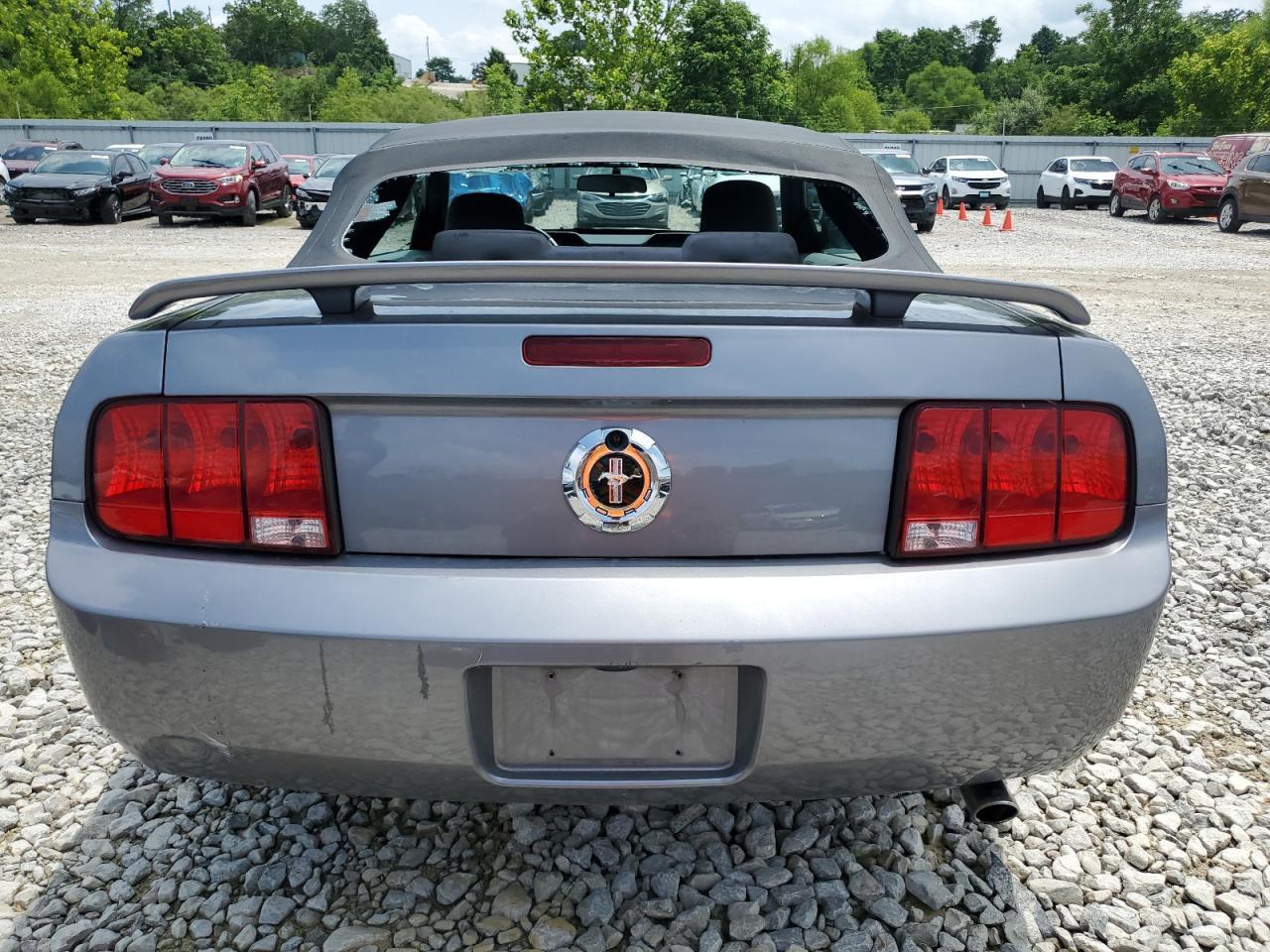 2007 Ford Mustang - Фото 6