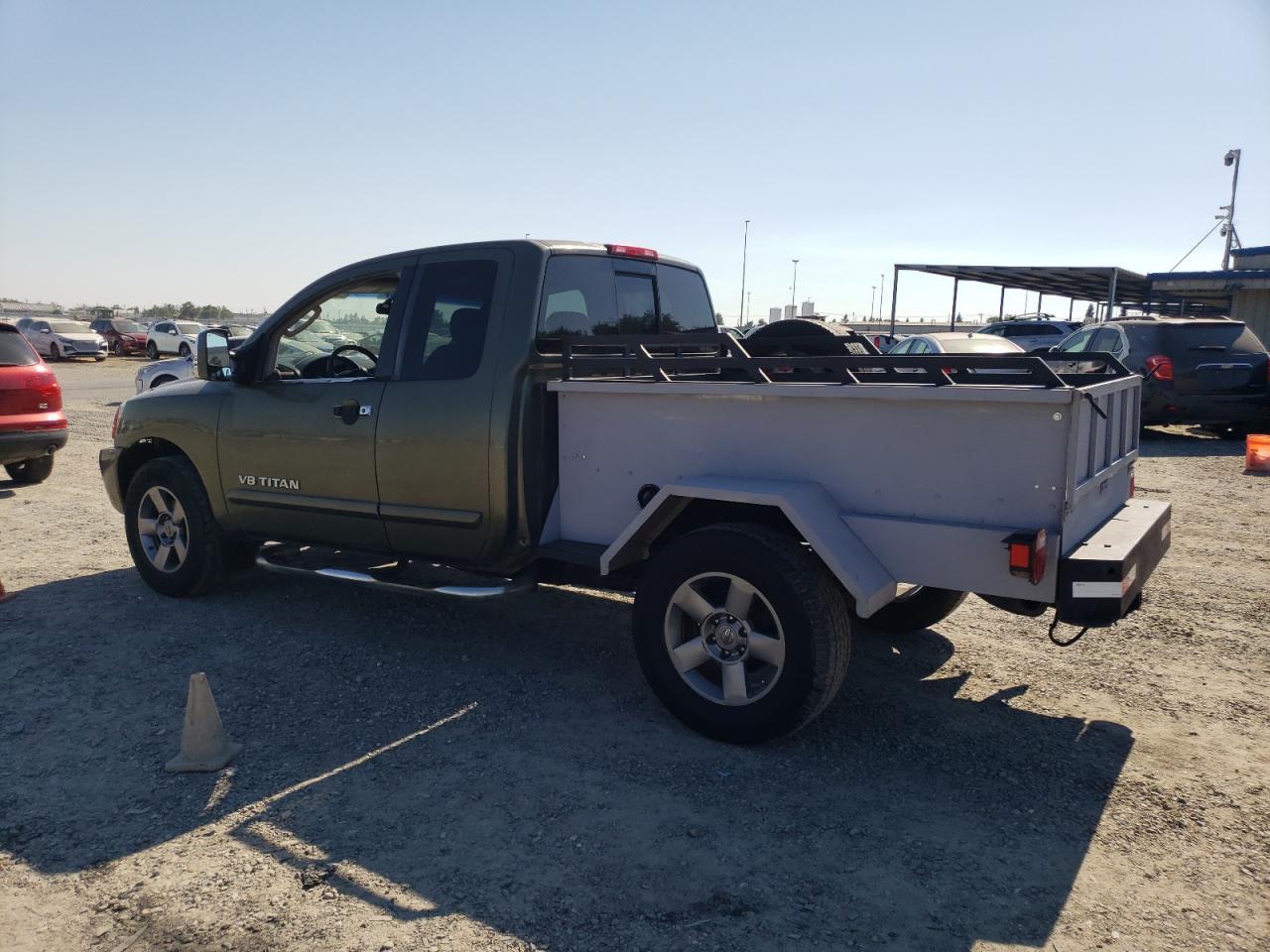 2005 Nissan Titan Xe - Фото 2