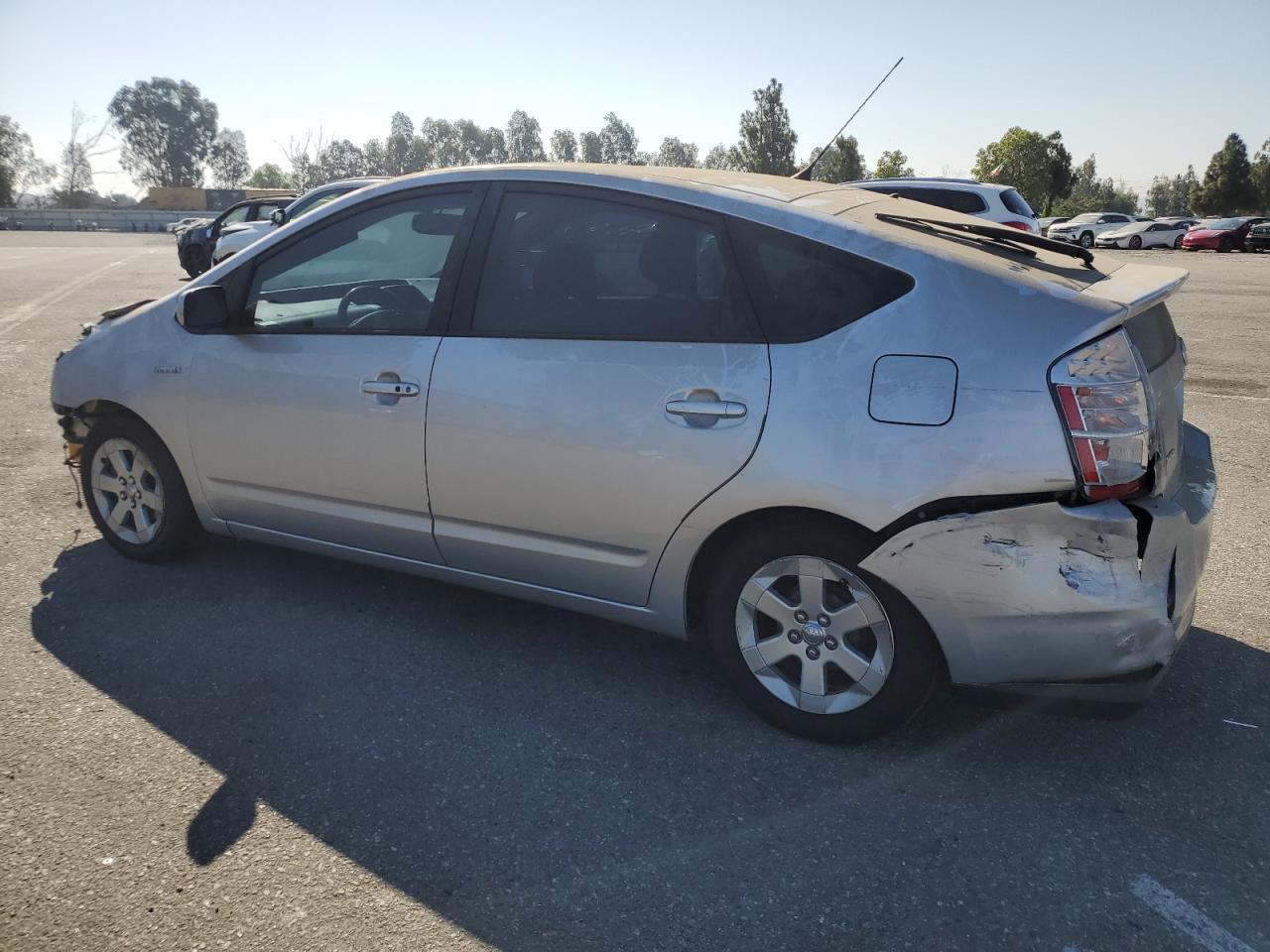 2006 Toyota Prius - Image 2