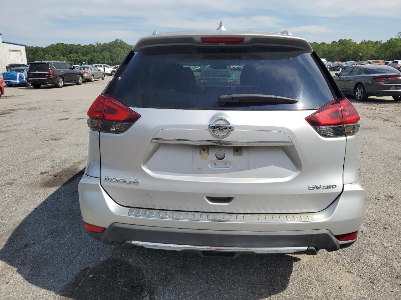 2018 Nissan Rogue S - Фото 6