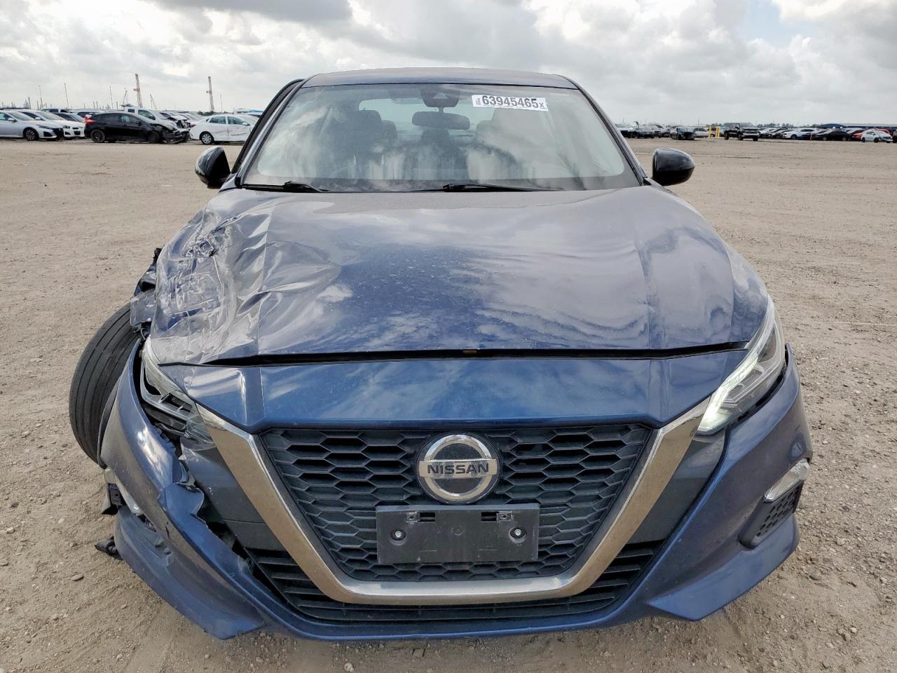 2021 Nissan Altima Sr - Фото 5