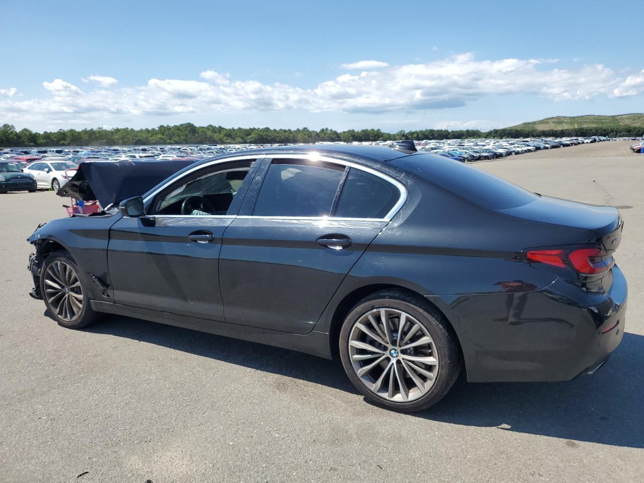 2021 BMW 540 Xi - Image 2