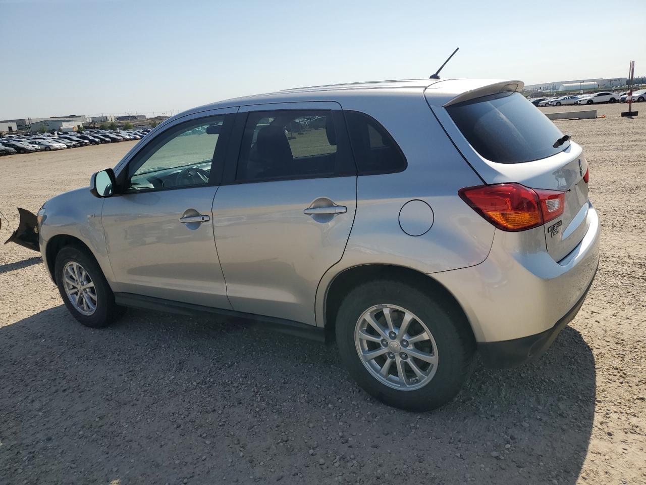 2014 Mitsubishi Rvr Se - Фото 2