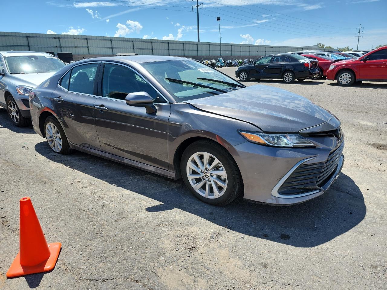 2024 Toyota Camry Le - Фото 4
