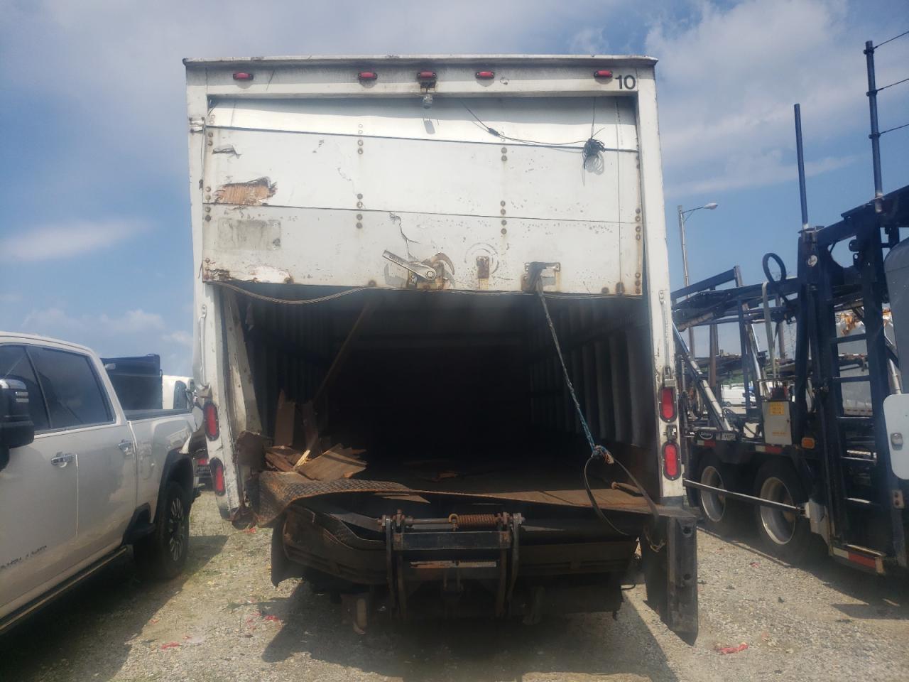 2015 Isuzu Npr Hd - Фото 6