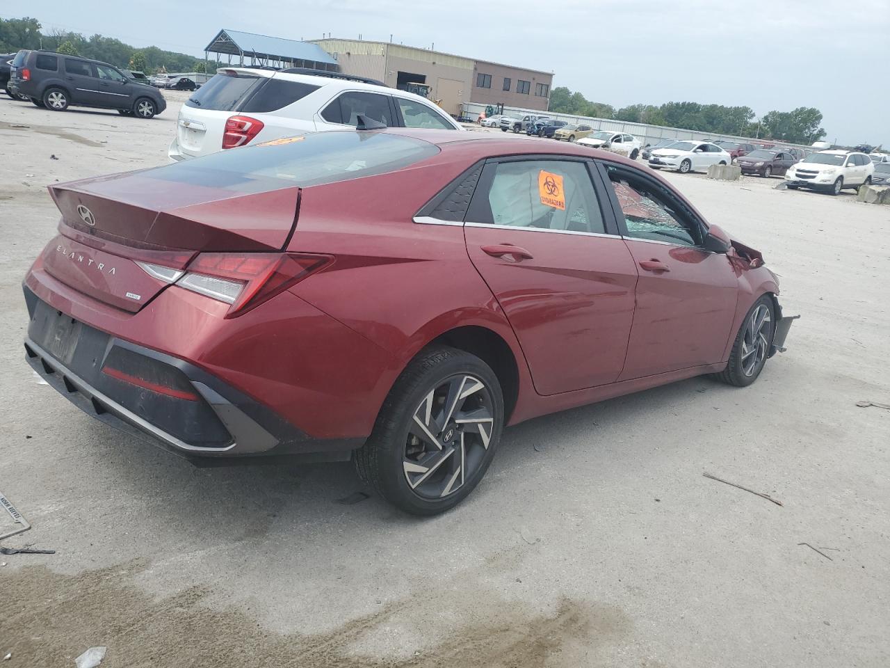 2024 Hyundai Elantra Limited - Image 3