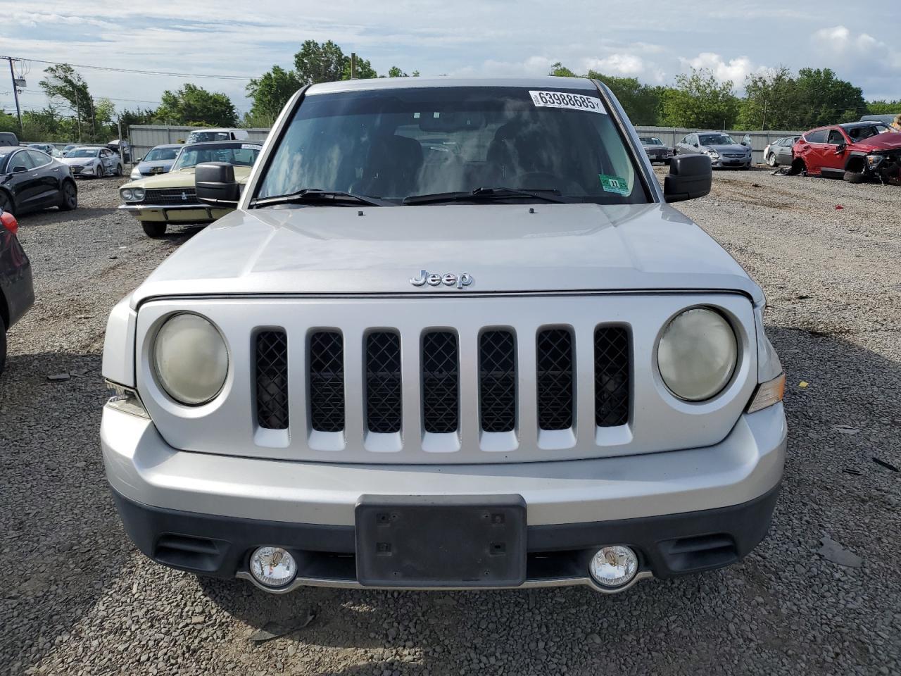 2011 Jeep Patriot Latitude - Фото 5