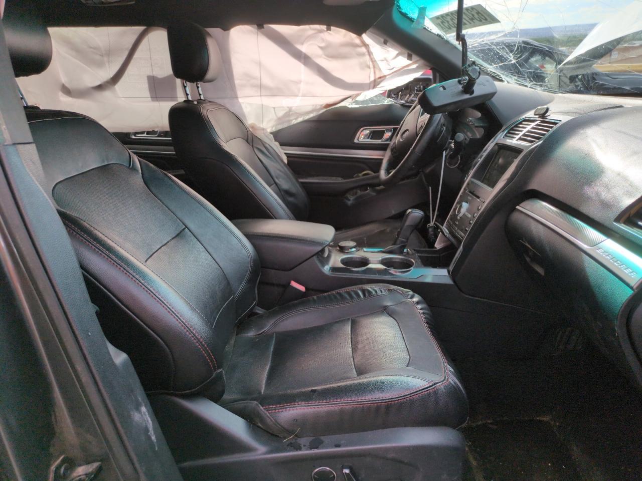 2016 Ford Explorer Sport - Фото 7