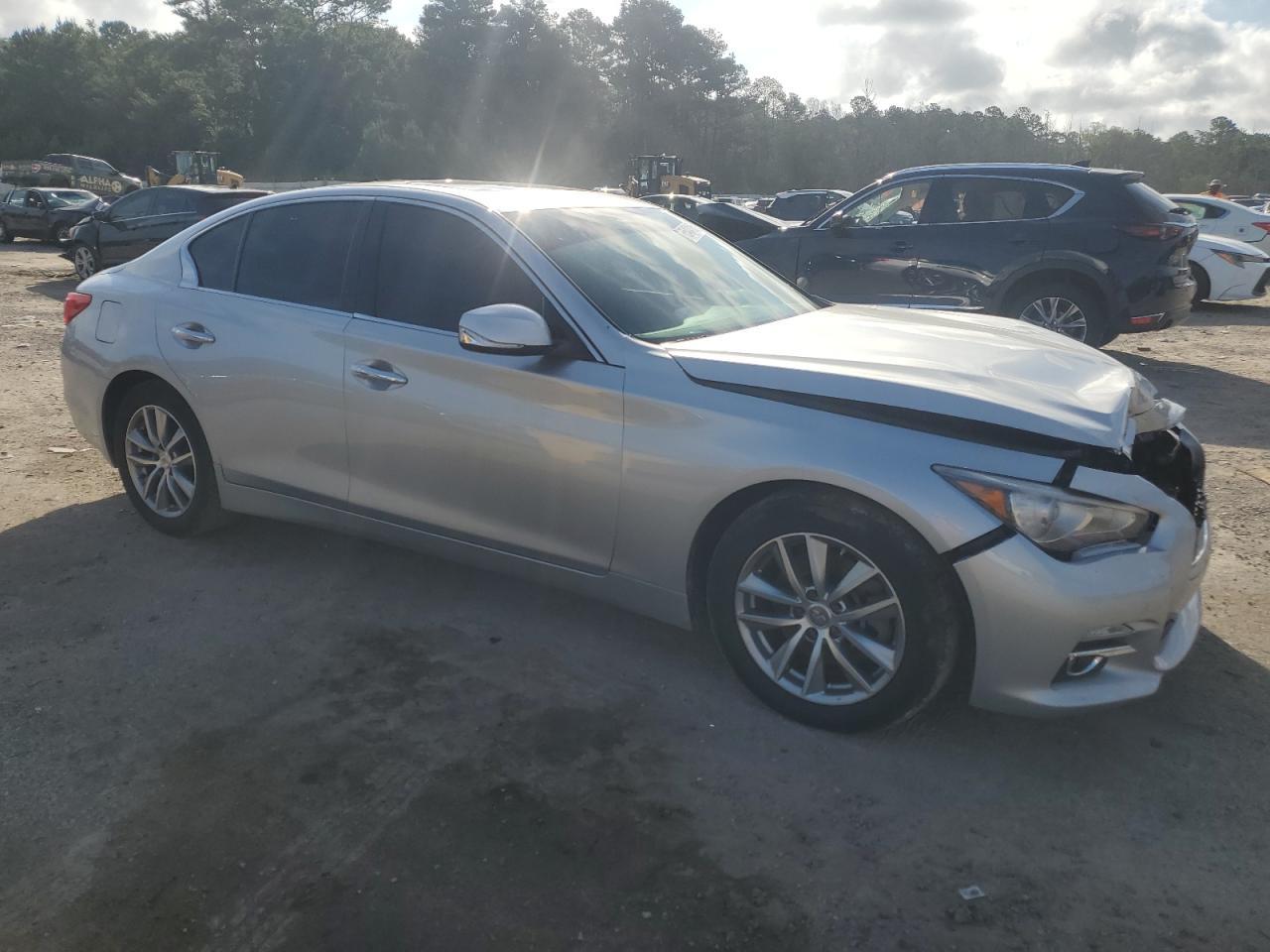 2017 Infiniti Q50 Premium - Фото 4