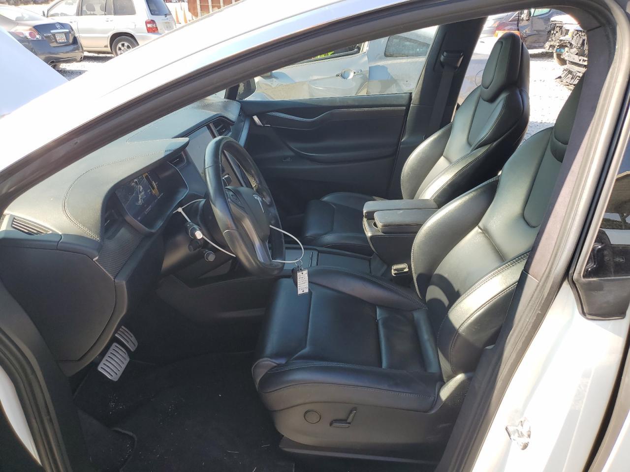 2018 Tesla Model X - Фото 7