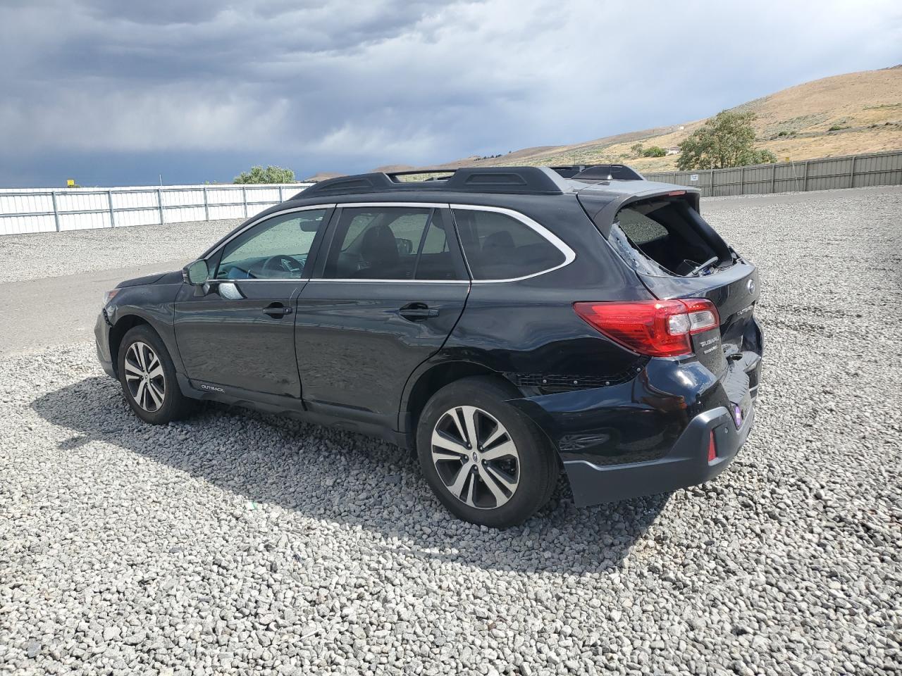 2018 Subaru Outback 2.5I Limited - Фото 2