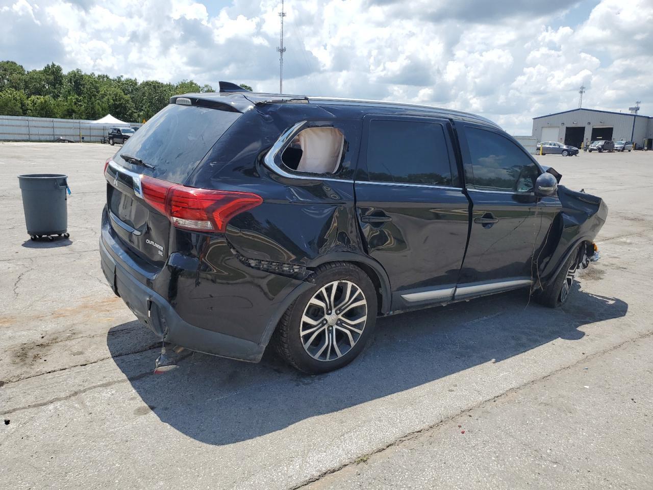 2018 Mitsubishi Outlander Se - Фото 3