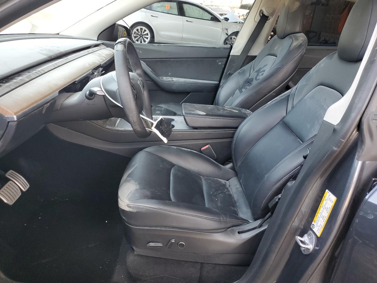 2022 Tesla Model Y - Image 7