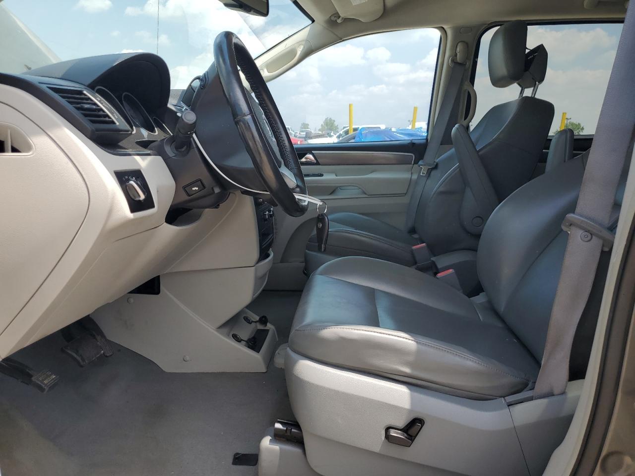 2010 Volk Routan Se - Фото 7