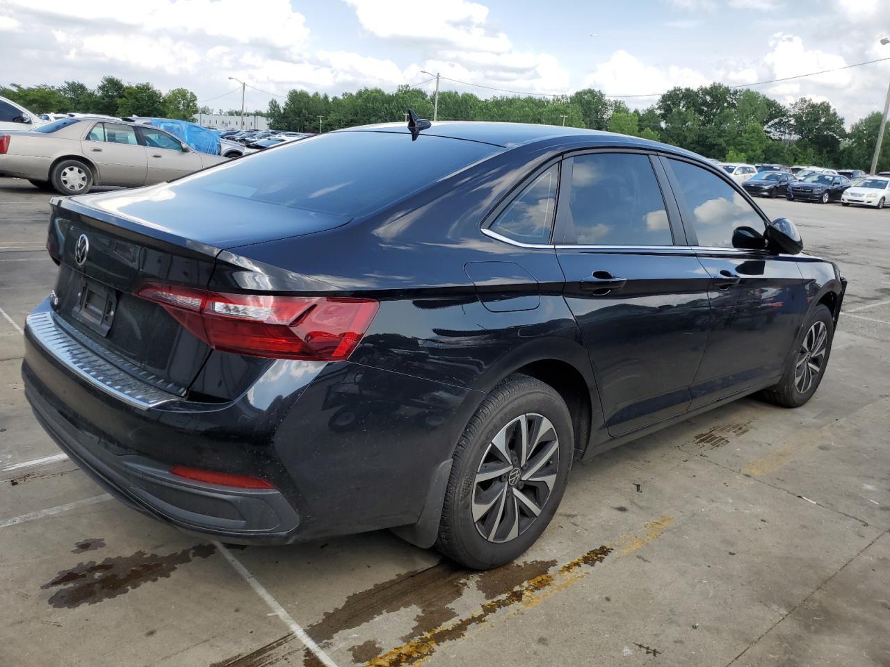 2024 Volkswagen Jetta S - Фото 3