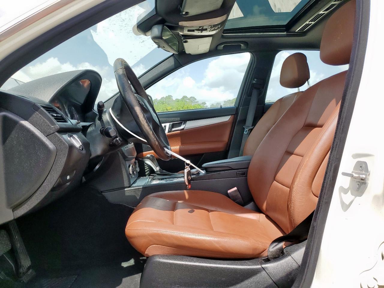 2009 Mercedes-Benz C 300 - Фото 7