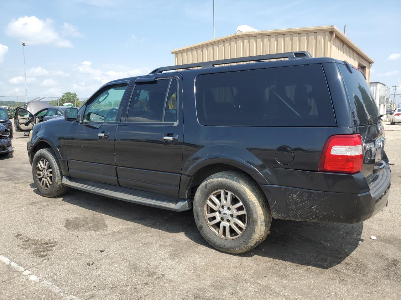 2012 Ford Expedition El Xlt - Image 2