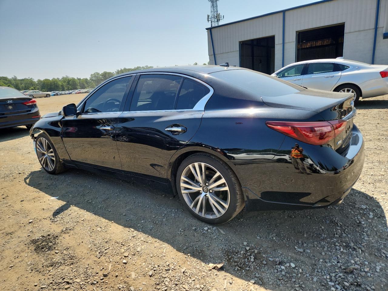 2022 Infiniti Q50 Sensory - Фото 2