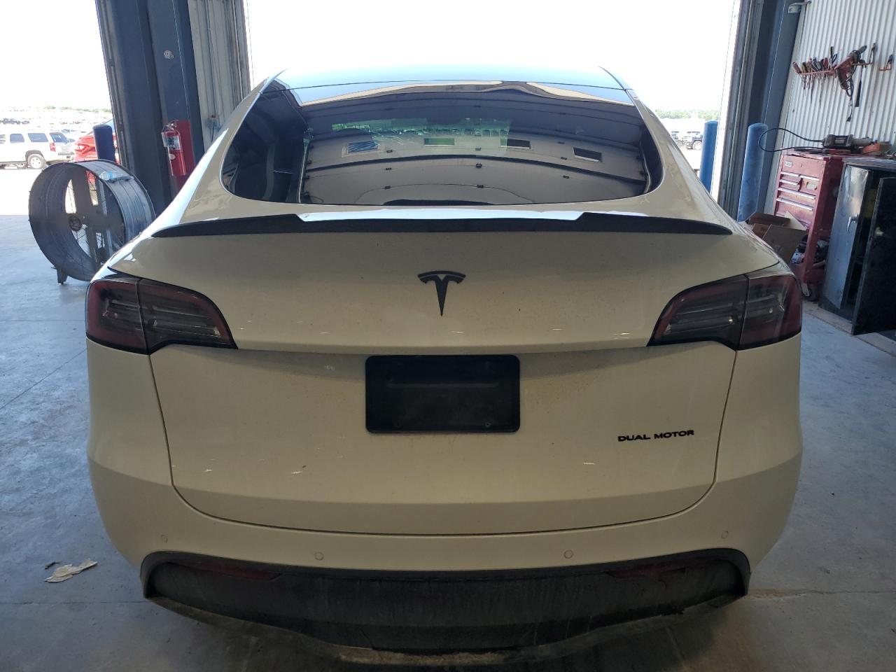 2021 Tesla Model Y - Фото 6